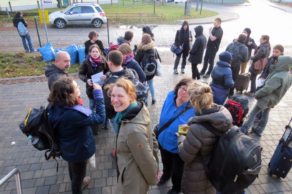 Teilnehmer der Konfernz bei der Abreise in Eggesin (Foto: Naturpark-Archiv)