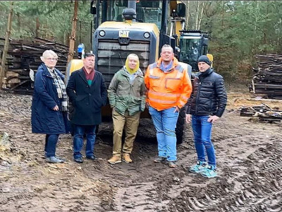 Frau Guse, Herr Berbig, Herr Jahns, Herr Kunze, Herr Wrensch ( von links nach rechts ) Foto: Bürgerstiftung Barnim Uckermark