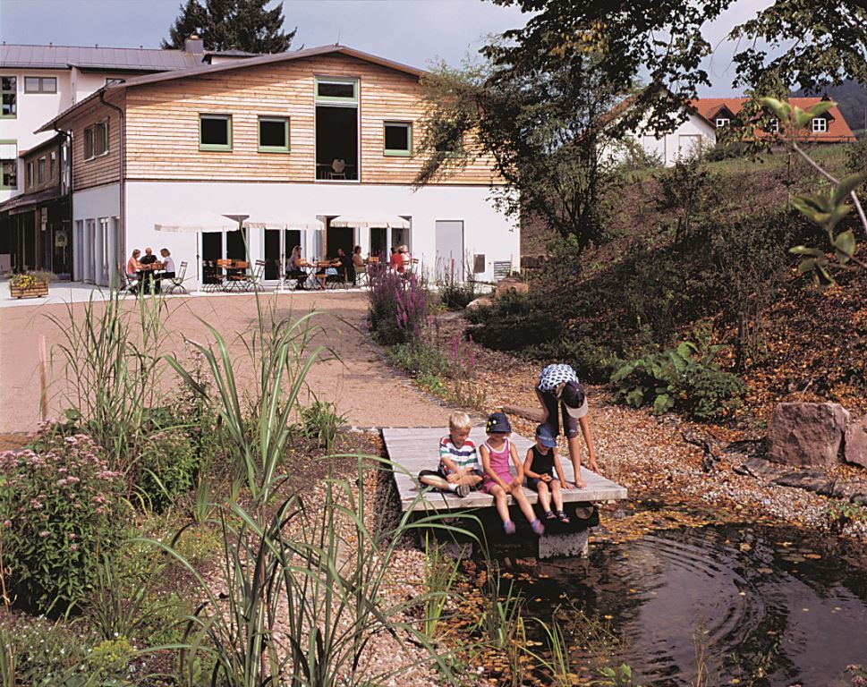 Das Haus der Schwarzen Berge wird Biosphärenzentrum