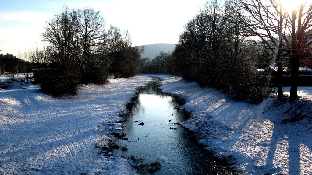 Bachlauf der Aura im Winter – © VDNSabrina - Spessart