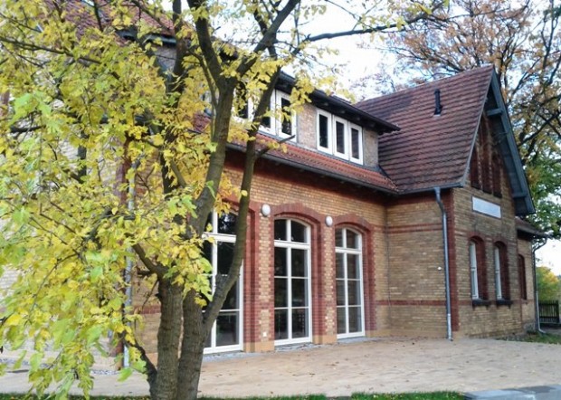 Die ehemalige Schule in Märkisch Buchholz wird zur Franz Fühmann- Begegnungsstätte