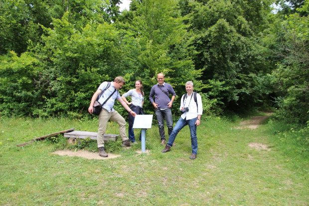Auf dem Themenlehrpfad - Foto: Rößling
