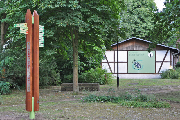 Stele der Akuladestation (Foto: Dahmerad)