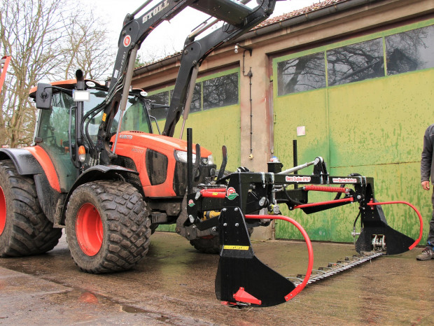Besichtigung moorschonender Technik (© Carsten Preuß)