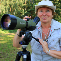 Naturparkführerin Birgit Rabe (C) Naturpark Dübener Heide