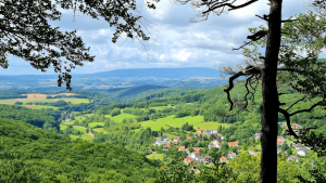 Nachhaltiger Tourismus im Geo-Naturpark Frau-Holle-Land (c) Volland