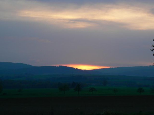 Sonnenuntergang (C) Geo-Naturpark Frau-Holle-Land