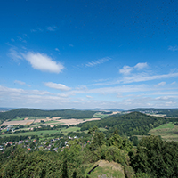 Naturpark Habichtswald Stadt Niedenstein Blick vom Hessenturm Von Kuppe zu Kuppe   Auf dem Langenberg ins Chattengau