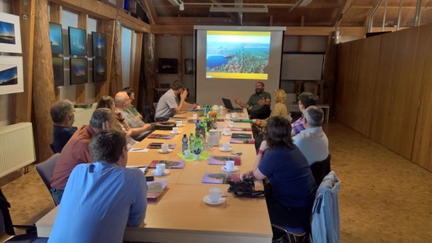 WP_20180420_09_44_56_Pro