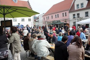 Eintreffen in Freyburg auf dem Marktplatz