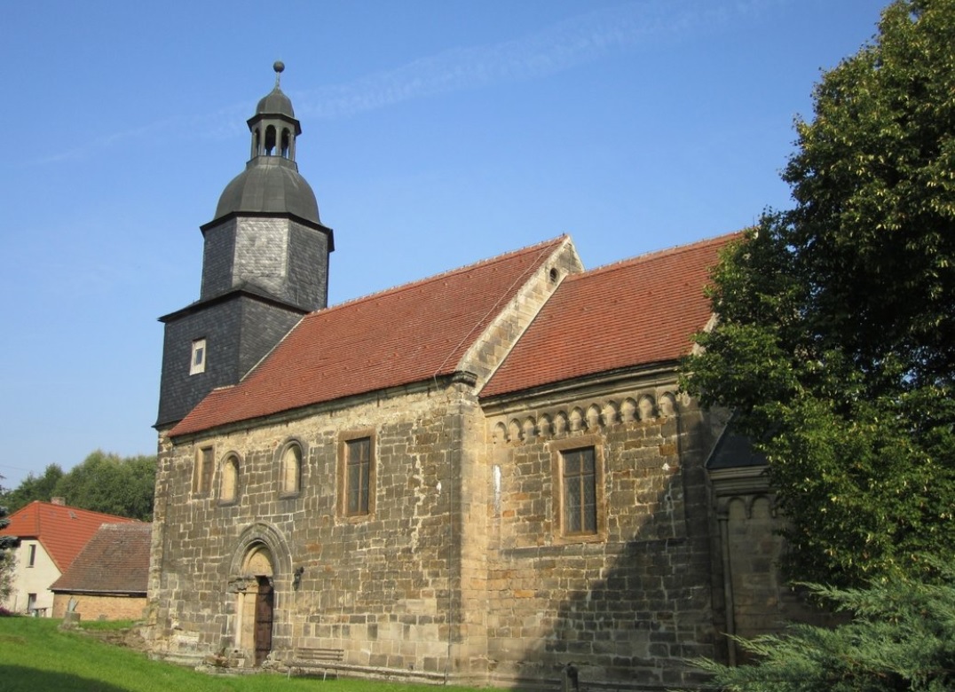 Wanderung durch das Steinbachtal Naturpark SaaleUnstrutTriasland
