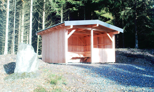 Schutzhütte am Franzosenkreuz (Foto: NPSR/Petra Mengeringhausen)