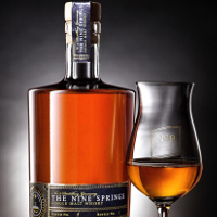 „The Nine Springs“ Triple Cask Whisky