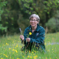 mit Naturparkführerin Eva Rombach Delikatessen am Wegesrand
