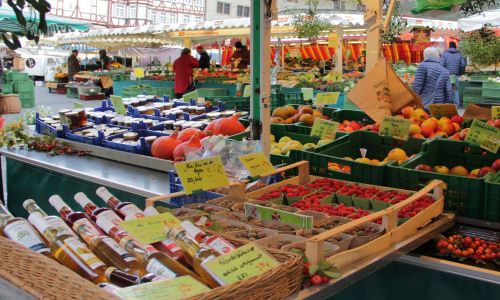 Neuigkeiten Marktausblick 1 500 Regional und Saisonal einkaufen im Schwäbisch Fränkischen Wald
