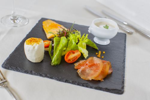 "Naturparkversucherle" - die Schwarzwälder Antwort auf Tapas. (Foto: Landhotel Hirschen Oberwolfach)