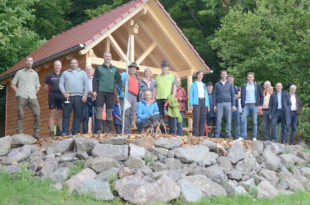 Einweihung der 23. Schutzhütte des Naturpark Spessart in Waldaschaff (Foto J. Weidle)