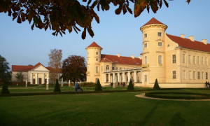 Auf Spurensuche im Schlosspark Rheinsberg können Besucher ganzjährig starten.(Foto: Dr. Mario Schrumpf)