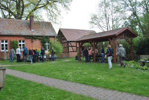 Mehr als 200 Gartenliebhaber kamen nach Menz.