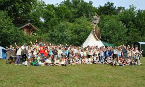 Gruppenfoto aller Teilnehmer und Betreuer