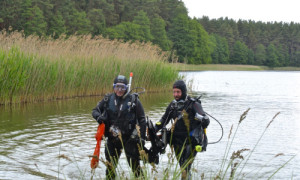 Naturschutztaucher im Einsatz © Philipp Wacker