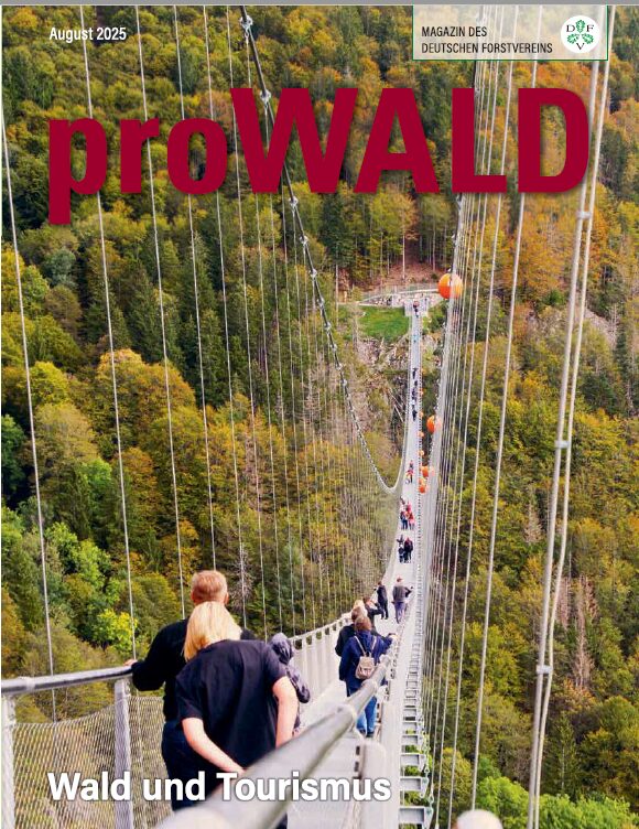 Titelbild der aktuellen August-Ausgabe 2025 von proWALD
